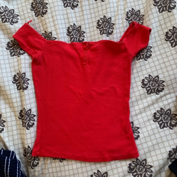 Off the shoulder top - Picture 1 of 2